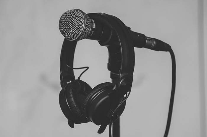 Pages 1 music black and white technology equipment microphone mic 1364785